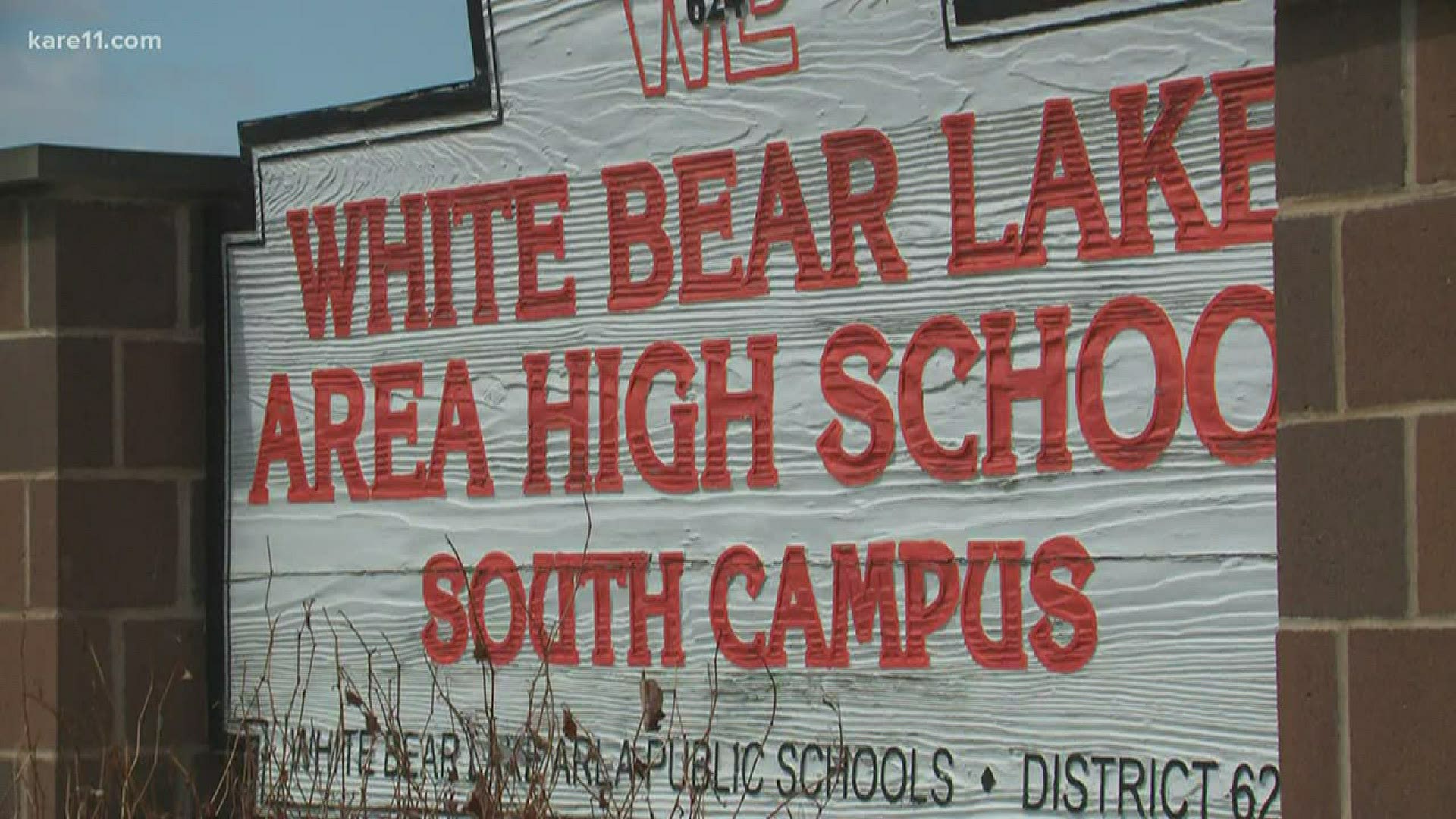 The White Bear Lake Area School District is considering letting students choose between a pass/no pass system and letter grades.