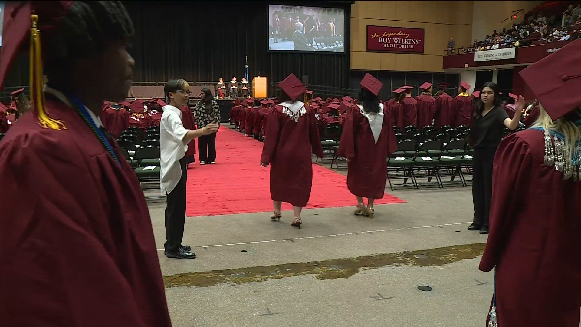 kare11.com - Gordon Severson - Are recent high school graduates worried about entering the workforce in the age of Artificial Intelligence?