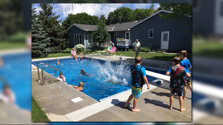 Backyard diving pool