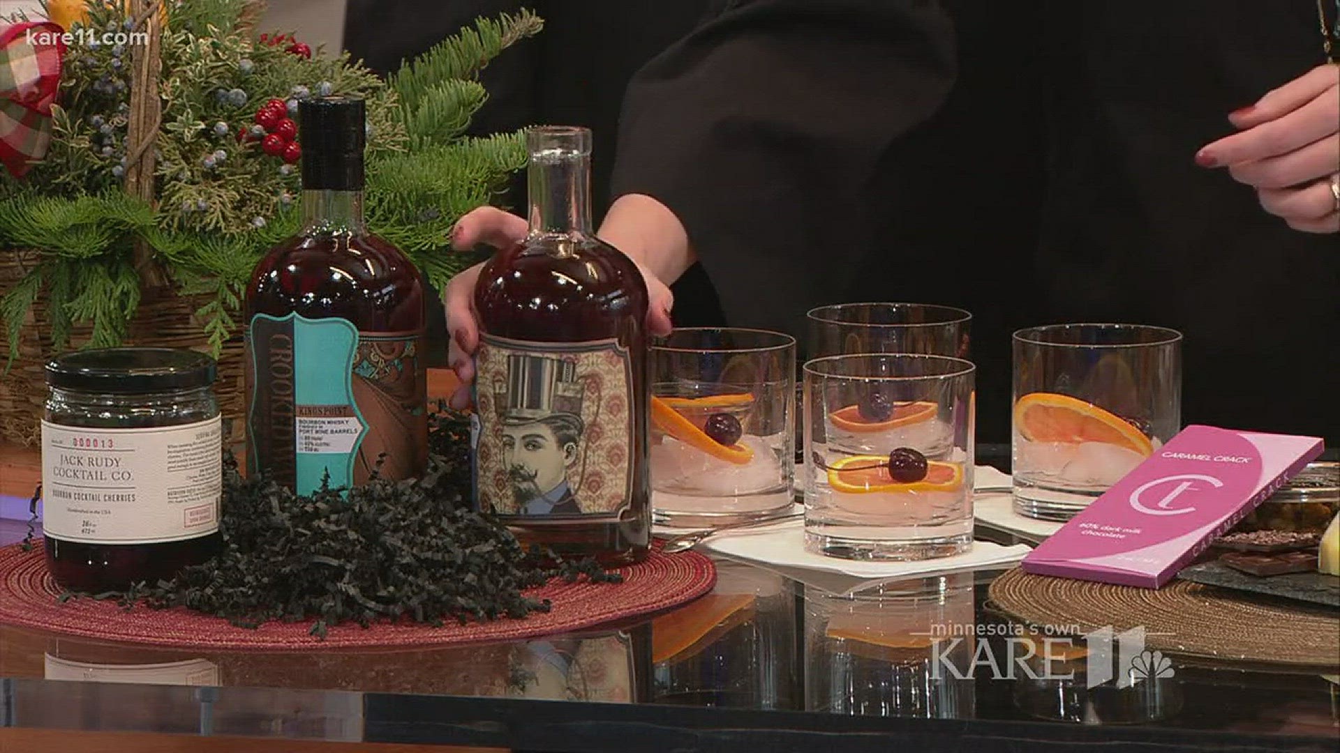 Bourbon is the perfect pair for local cheese during your next party. Kowalski's Culinary Director Rachael Perron shared her tips on this delightful combo. http://kare11.tv/2By8r0q