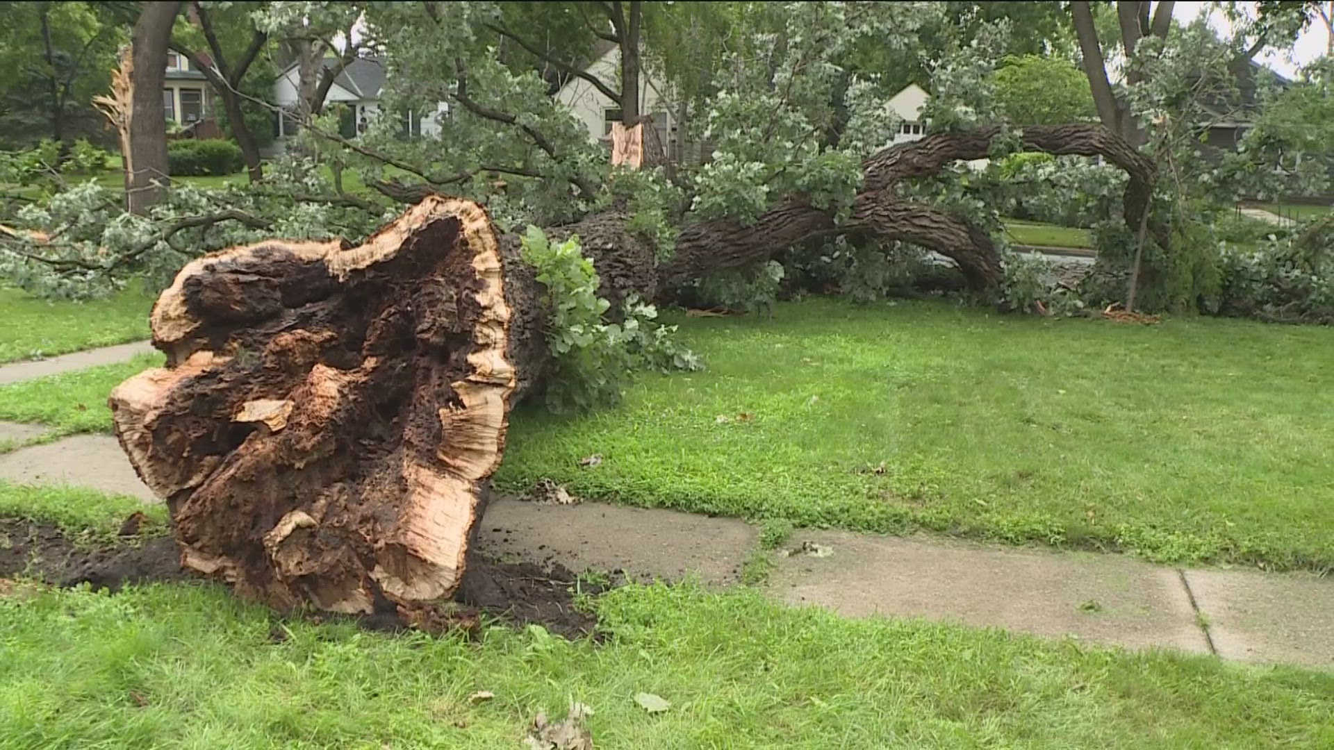 Xcel Energy says 90% of customers had their power restored, but 14,000 are still without power, including 3,000 in St. Louis Park.