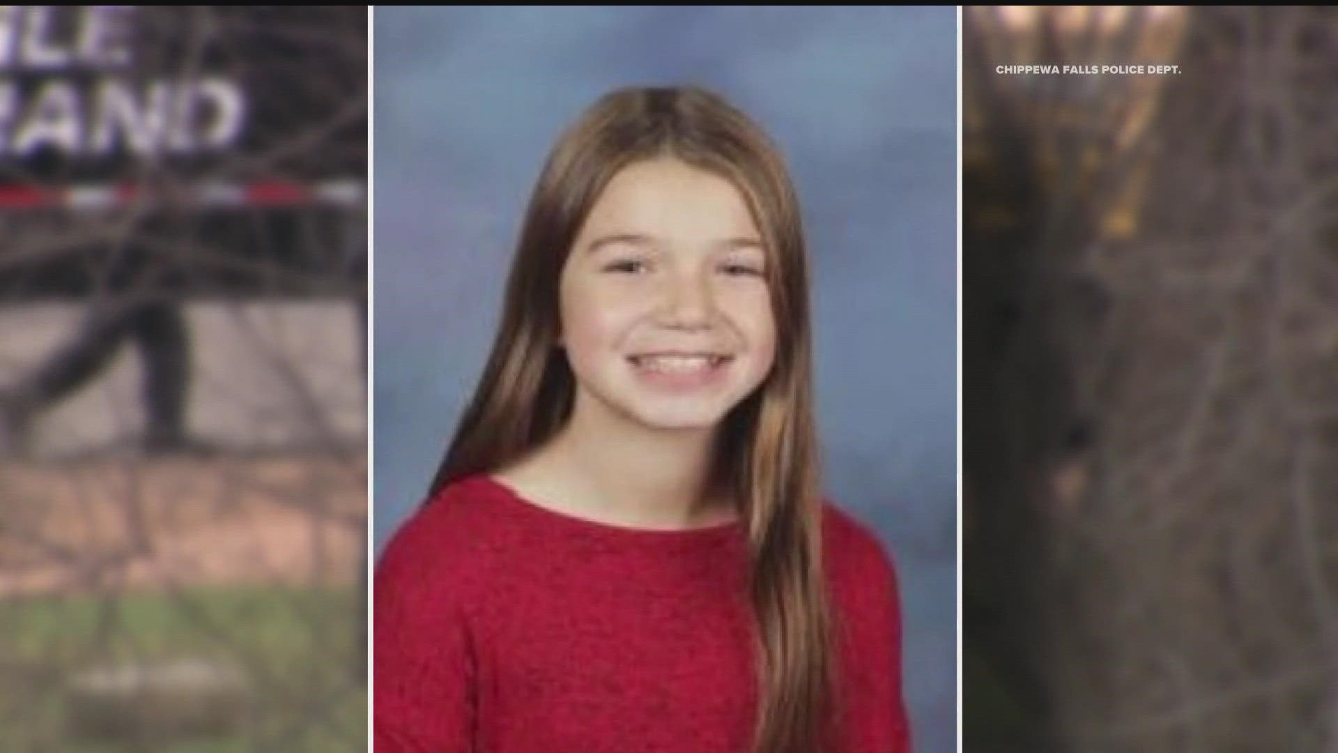 During a 12-hour search for Lily Peters, police did not issue an Amber Alert because it did not fit state criteria based on federal guidelines.