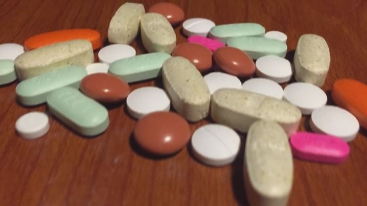 Minnesota pharmacist charged with stealing 20000 pills