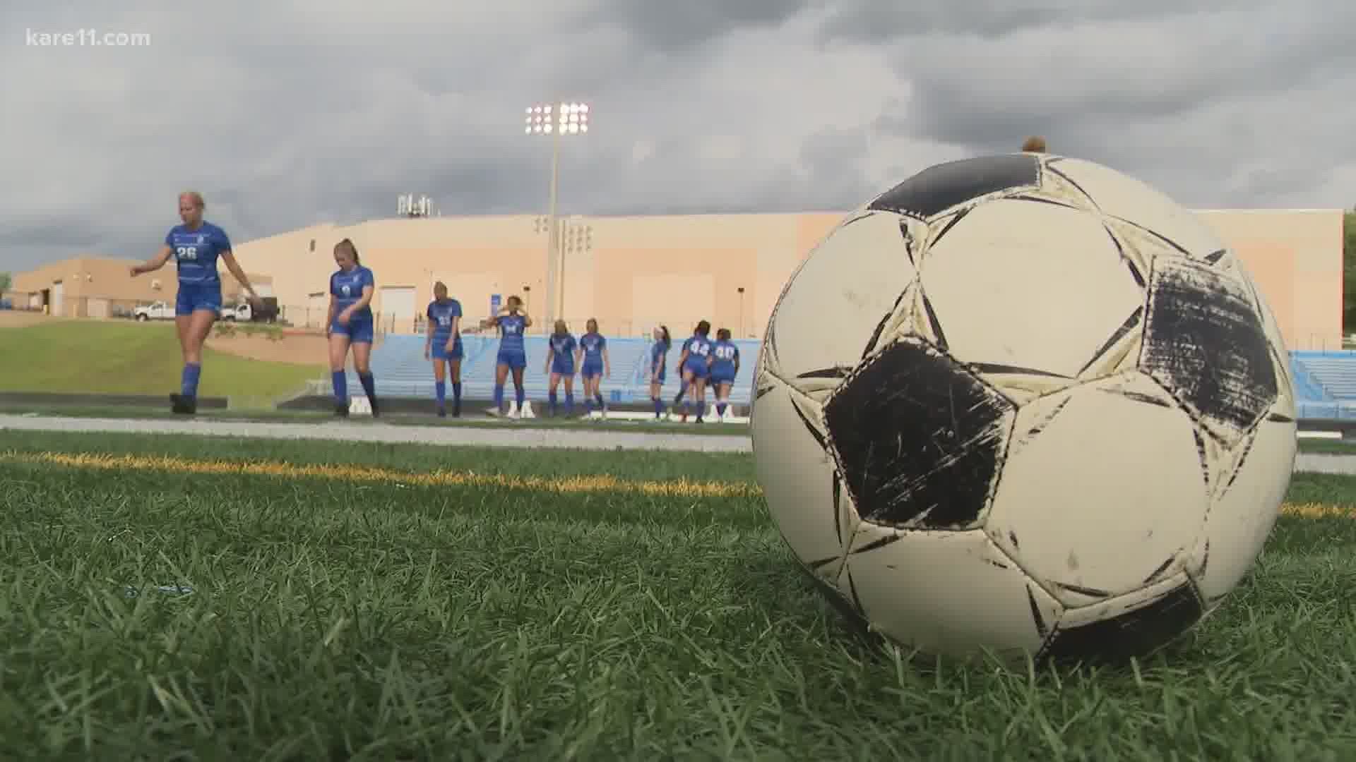 Weighing the risks versus benefits of youth sports with Mayo Clinic.