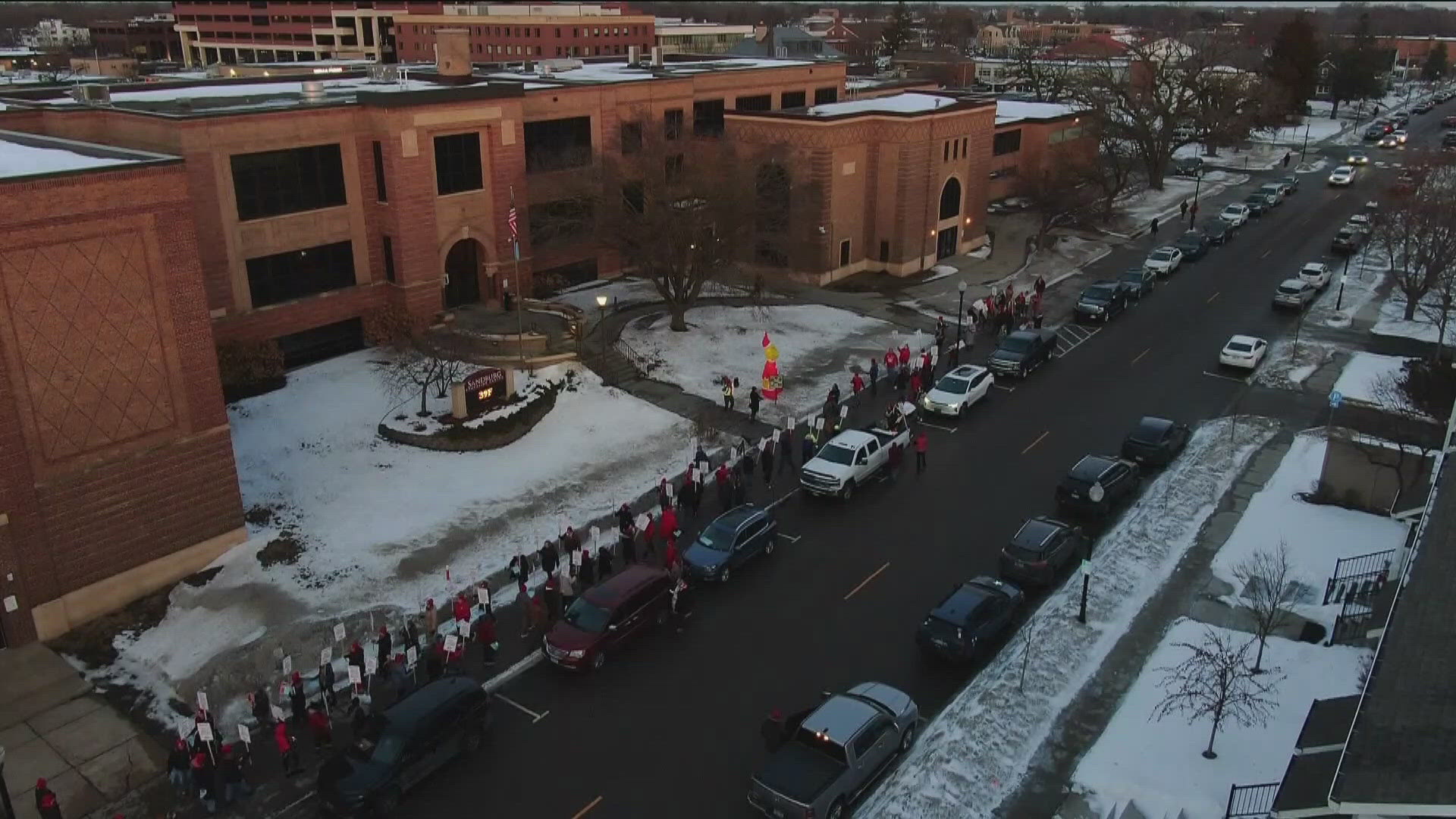 Anoka-Hennepin families prepare for possible teacher strike | kare11.com