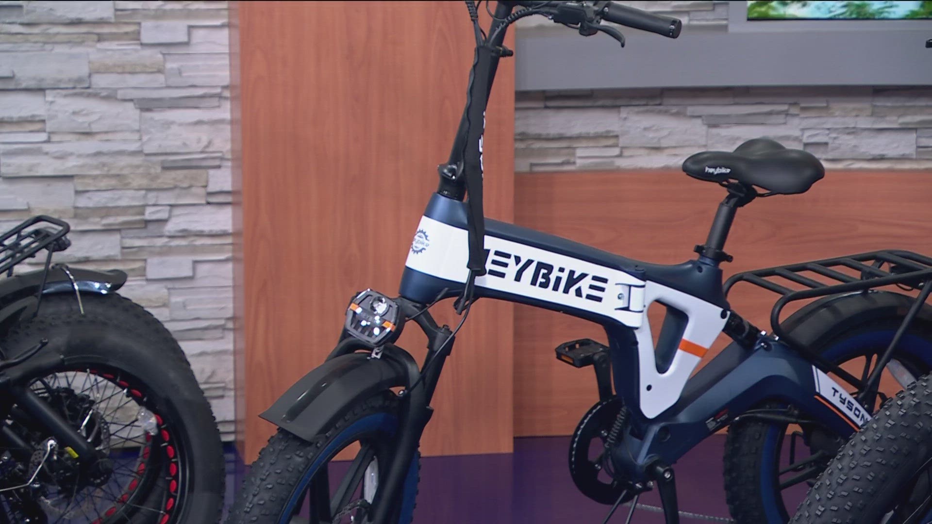 Michael Sweeney from Wolfpoint Group joined KARE 11 Saturday with a few options for electric bicycles.
