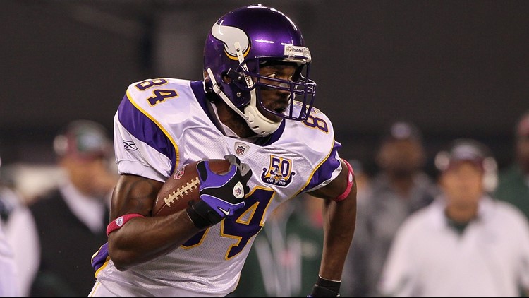 Vikings induct Randy Moss into Ring of Honor