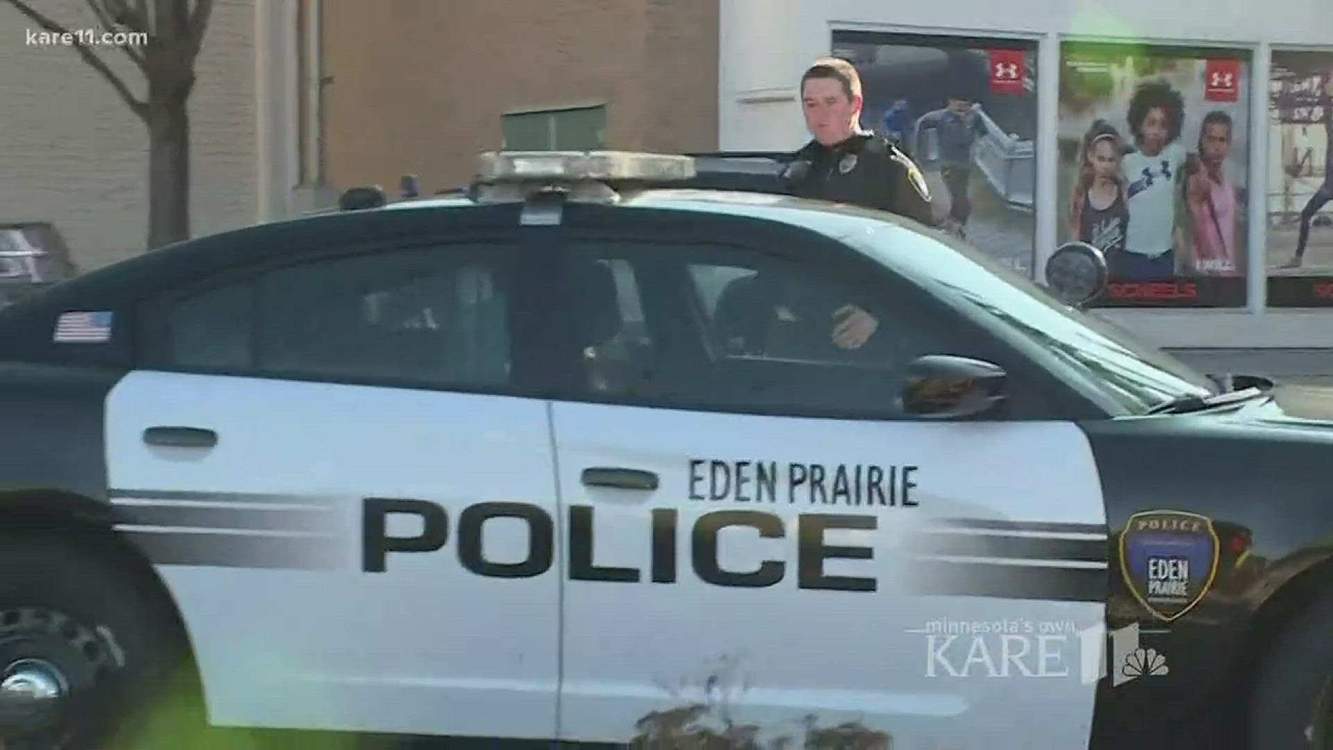 Police say a man looking to service a gun prompted a lockdown at Eden Prairie Center Tuesday afternoon. http://kare11.tv/2hIn1GT