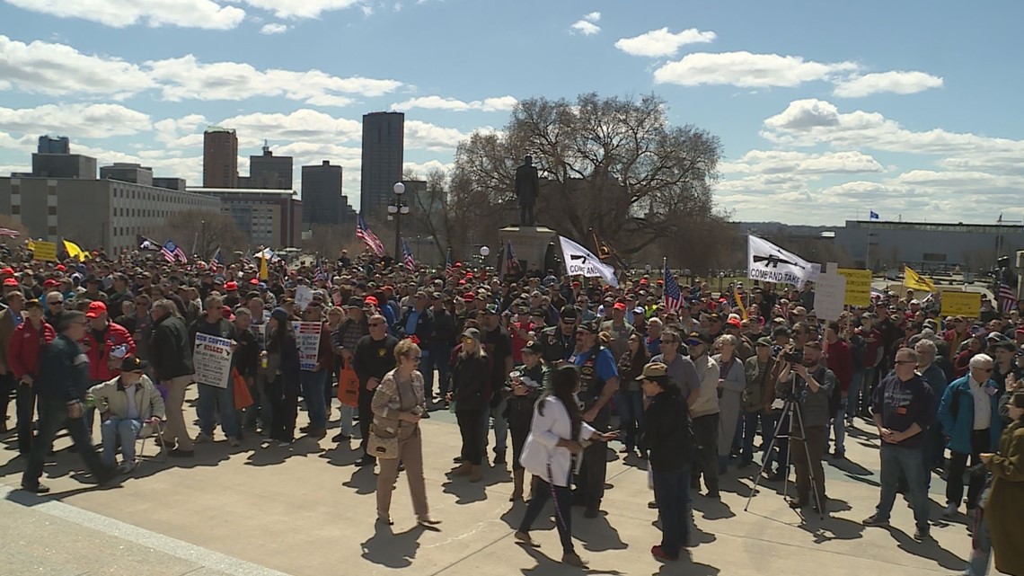 Gun rally draws thousands to Minnesota Capitol | kare11.com