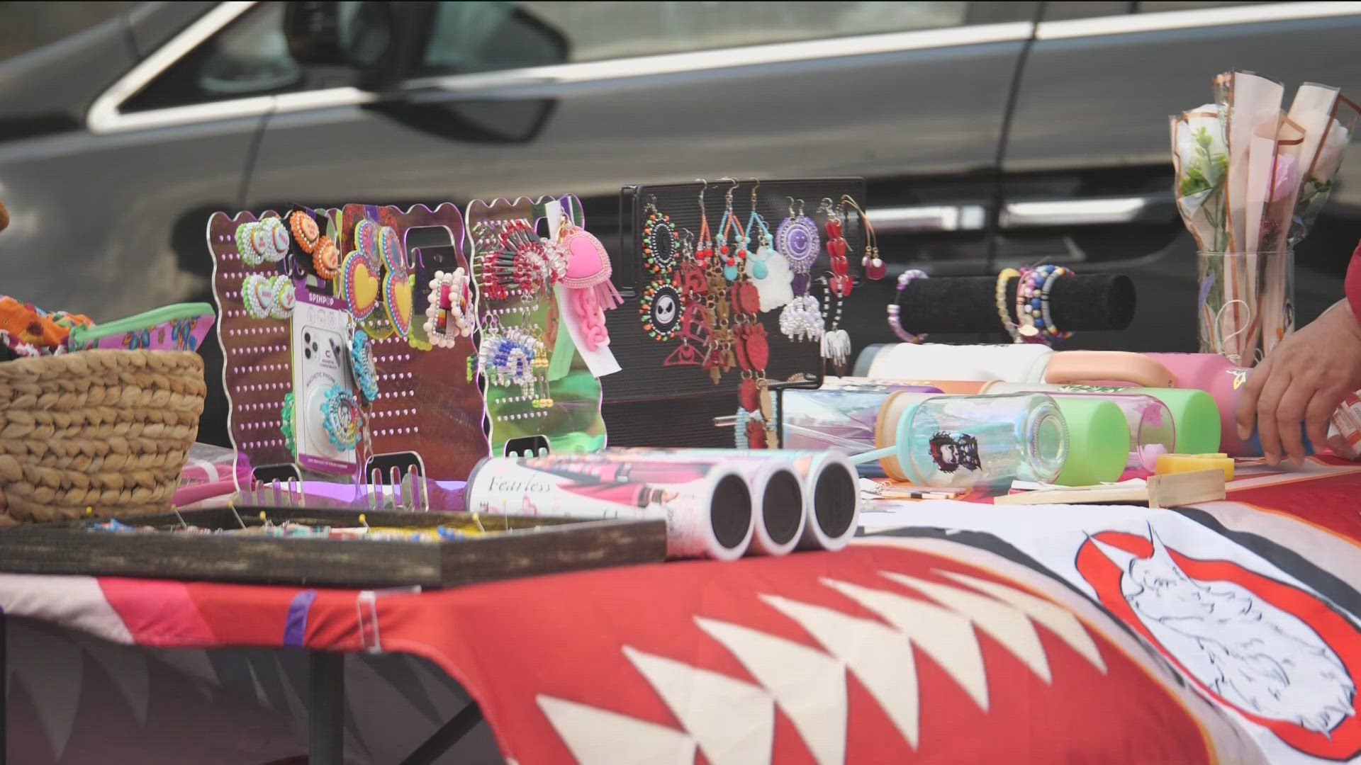 Set in the parking lot of the Artspace Hastings River Lofts, the gathering featured a traditional meal, sweet treats and a handful of vendors.