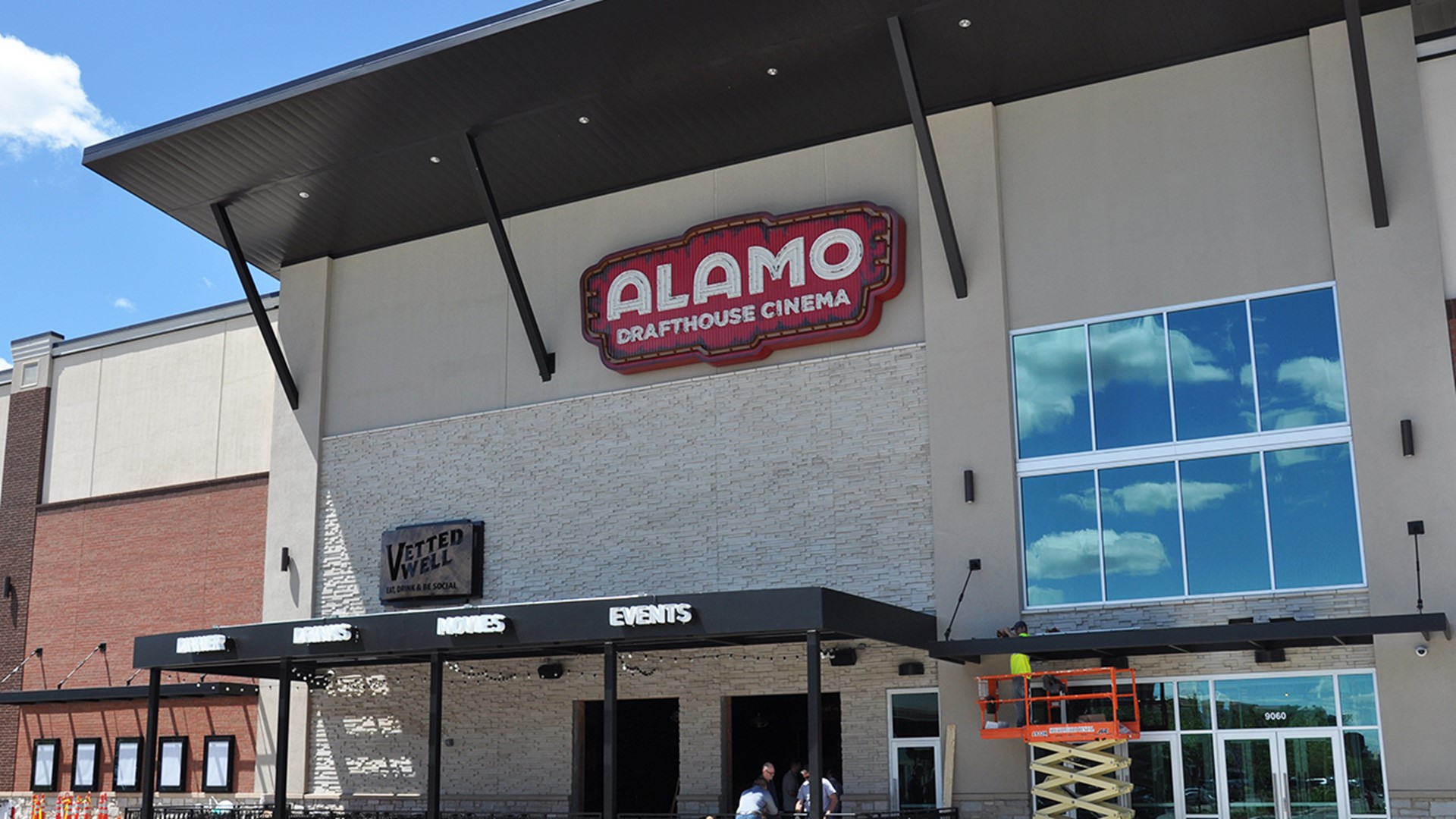 Alamo Drafthouse Cinema comes to Woodbury
