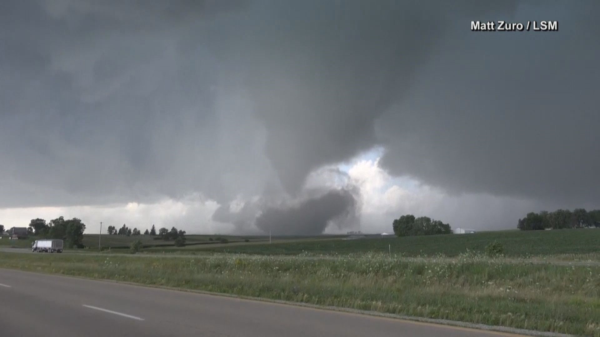 7 injured when tornado hits Iowa factory | kare11.com