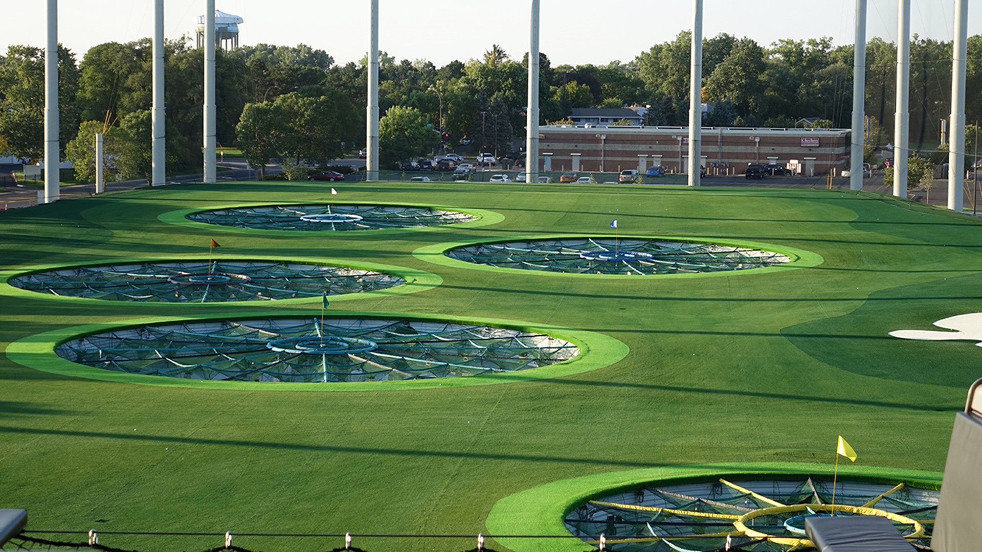 Yearround Topgolf opens in Brooklyn Center