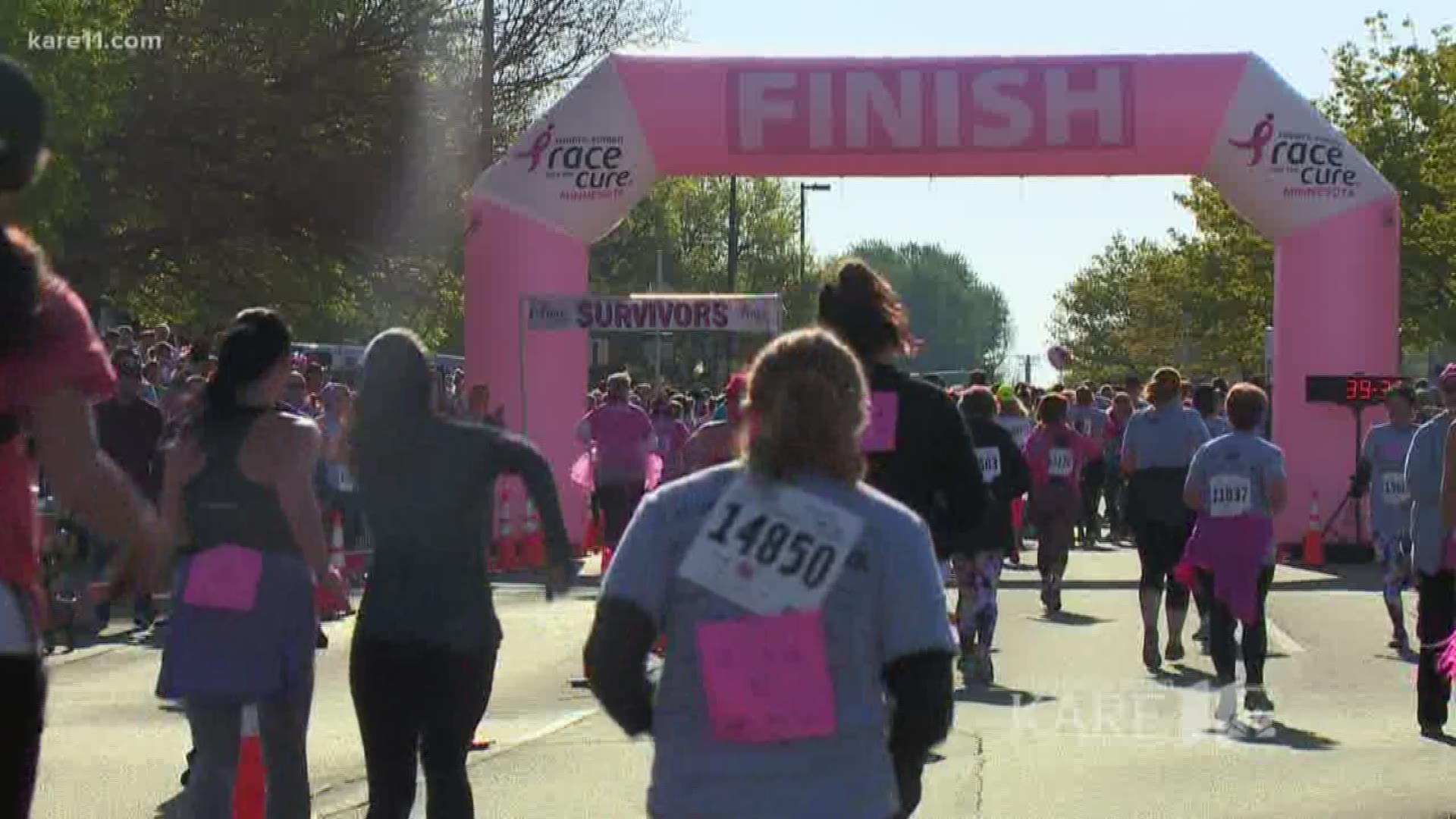 Thousands walk and run for Race for the Cure