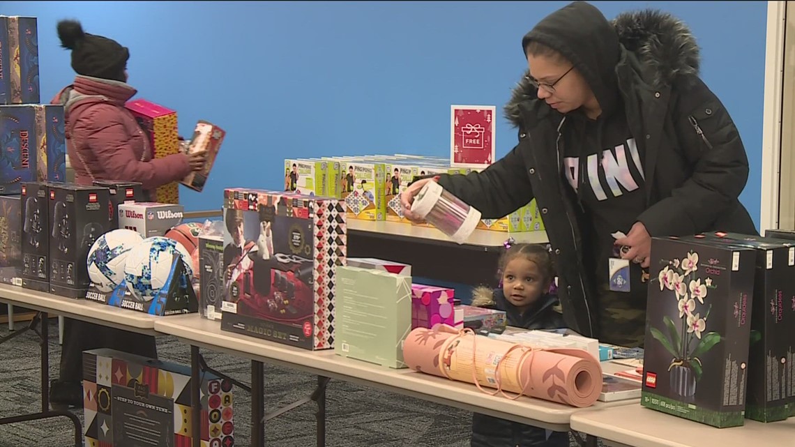 From Recipient To Heart Of Toys For Tots Volunteers | Kare11.com