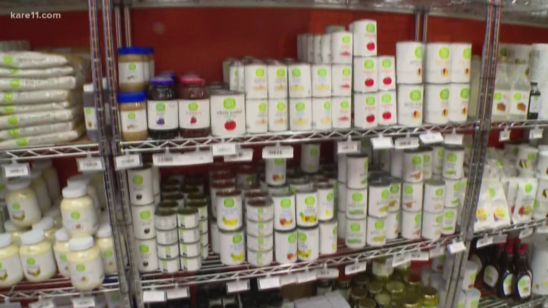 A neighborhood grocery store in St. Paul sells Hyvee groceries for under $6.00.