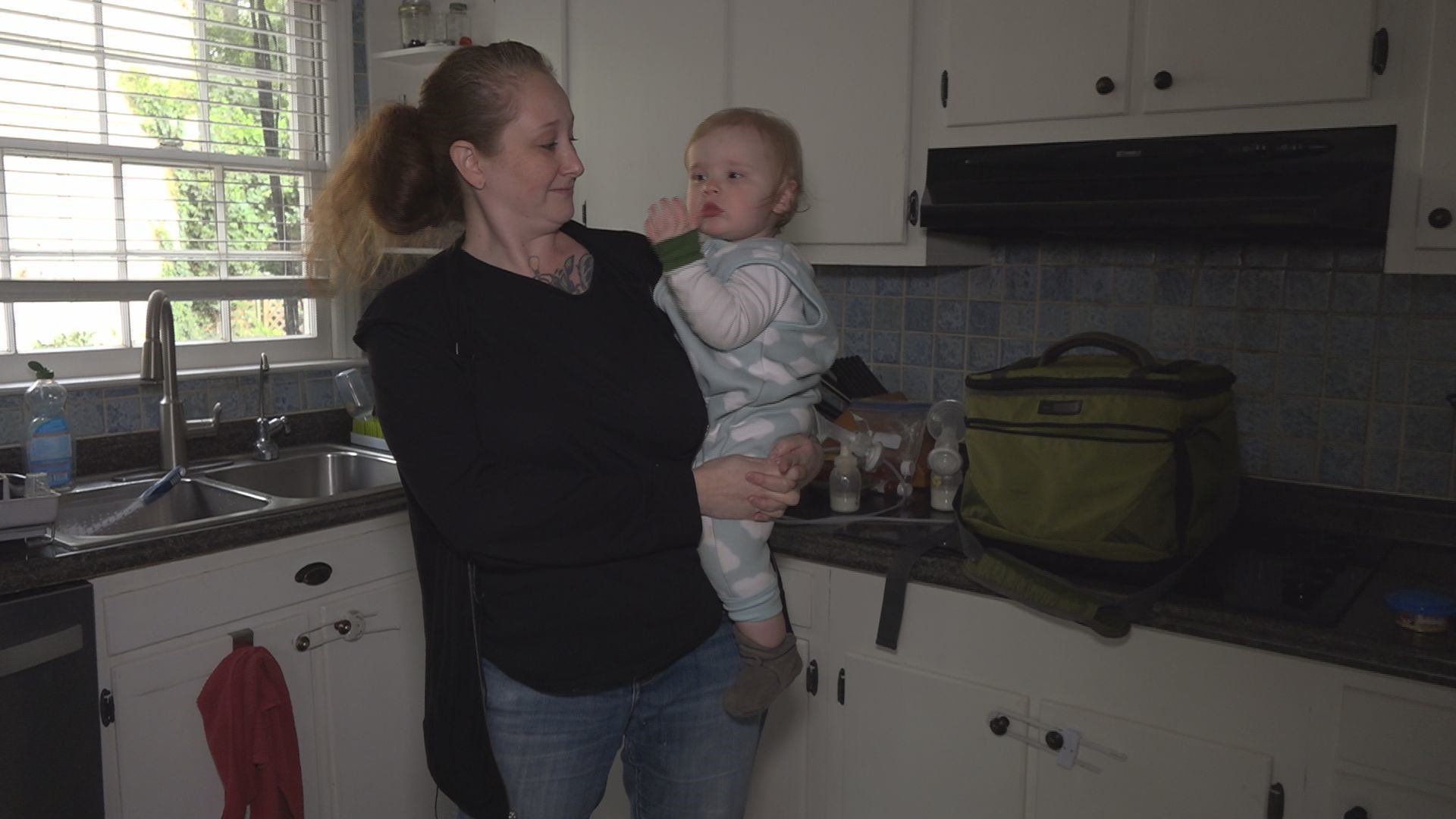 Greensboro Mom With 2 Kids, No Power Gets Creative to Keep Breast Milk