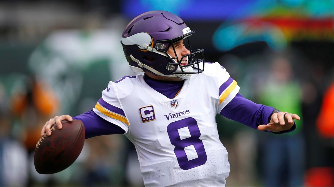 East Rutherford, New Jersey, USA. 21st Oct, 2018. Minnesota Vikings wide  receiver Adam Thielen (19) catches a touchdown pass as New York Jets  cornerback Darryl Roberts (27) tries to defend in the