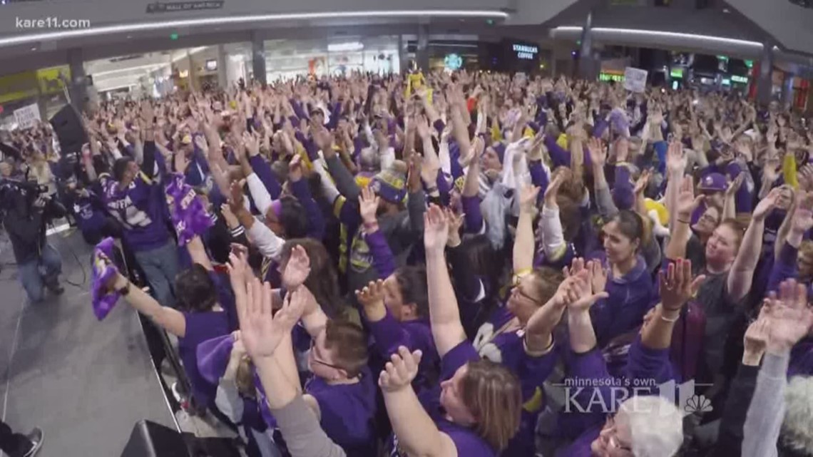 Mall of America - ‪Let's hear it for the #SKOL Line