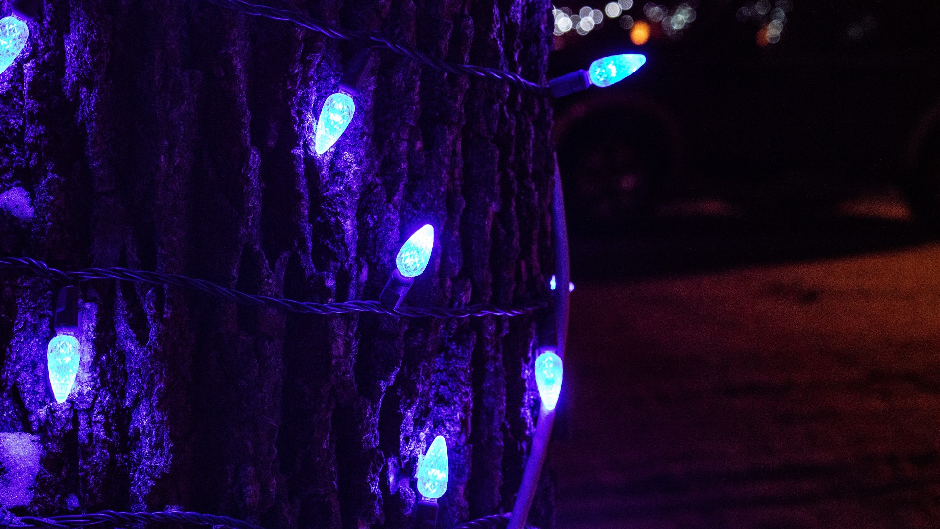 'Christmas in Color' light show coming to Valleyfair