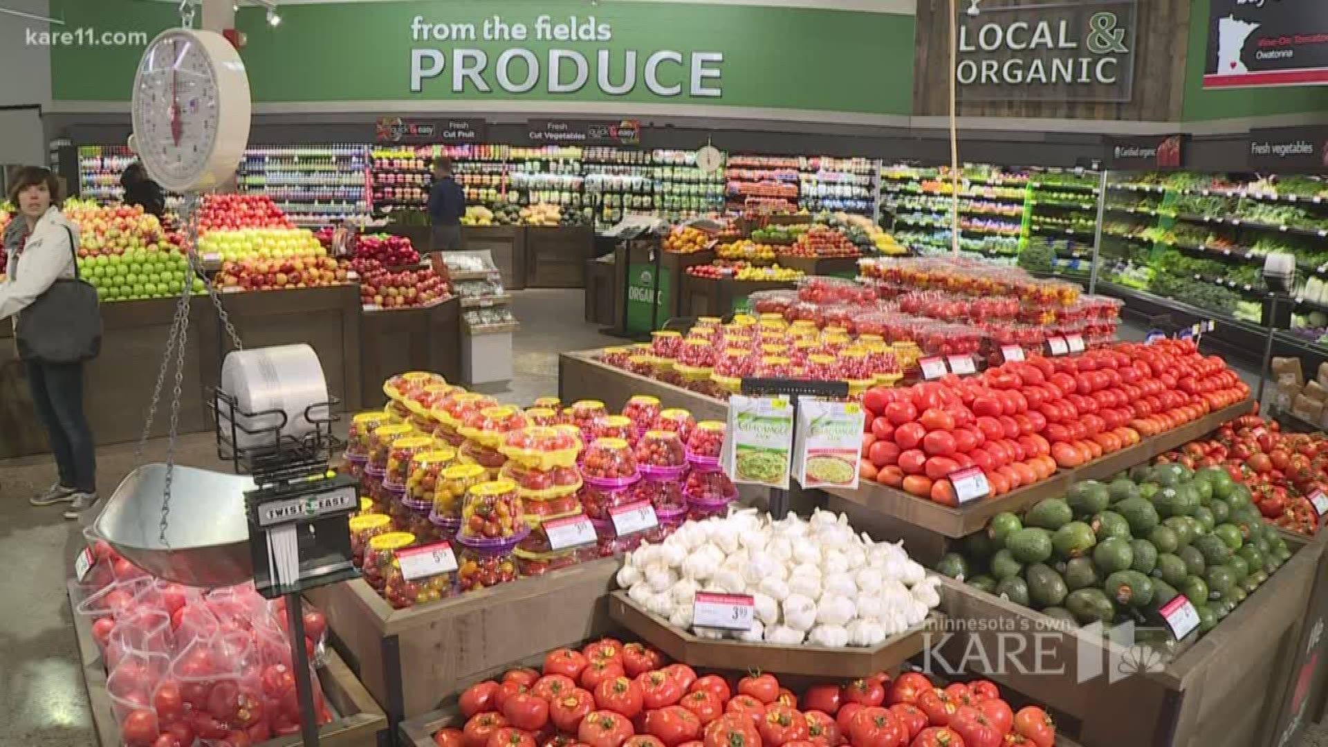 Cub Foods wants to win the grocery war. And Thursday it unveiled what some call its latest weapon: a new prototype store in Stillwater. http://kare11.tv/2yvsVVP