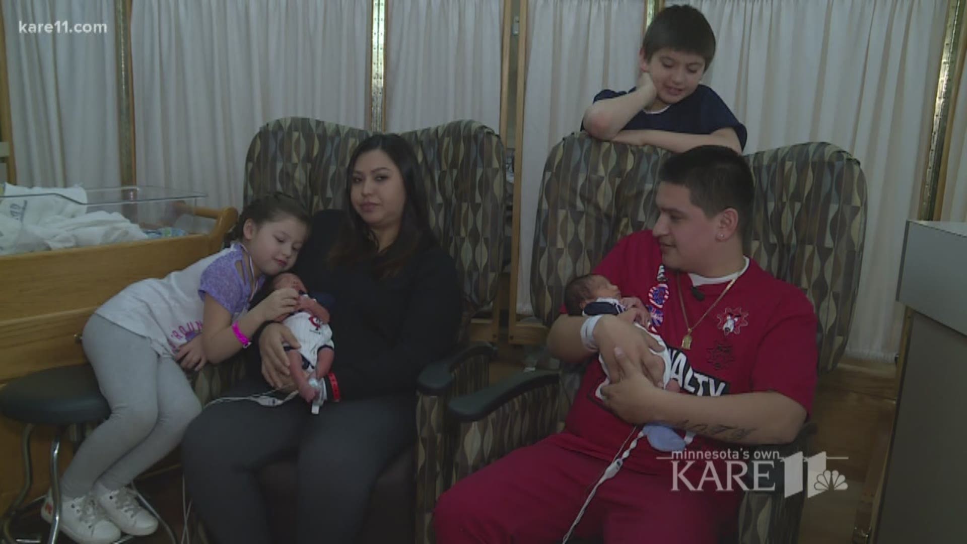 Twins born on MN Twins home opener