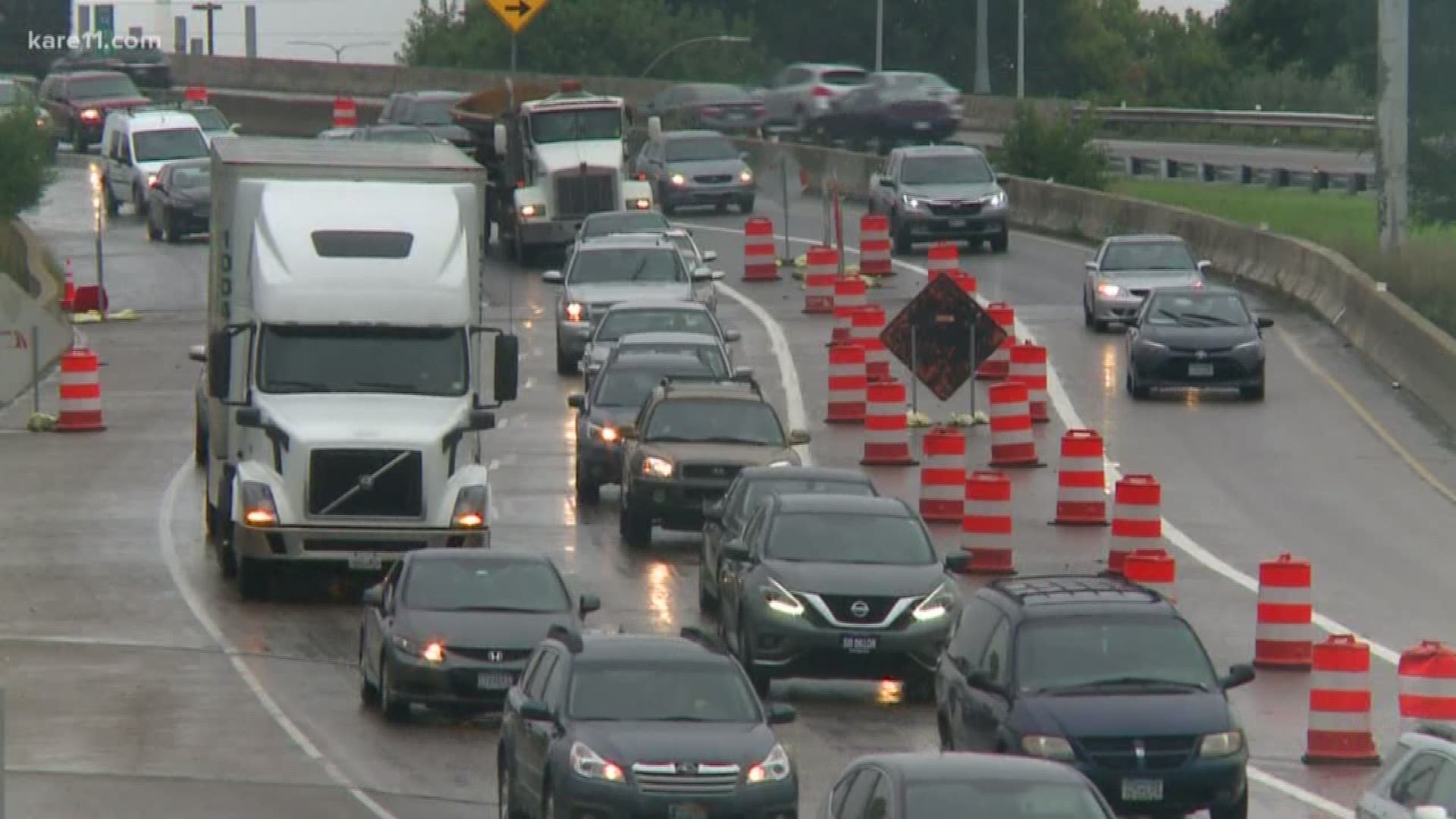 Over the past few days drivers have dealt with several wet commutes in the metro, but did you ever wonder why the rain slows down traffic? KARE 11's Gordon Severson looks into it. https://kare11.tv/2xuDki0