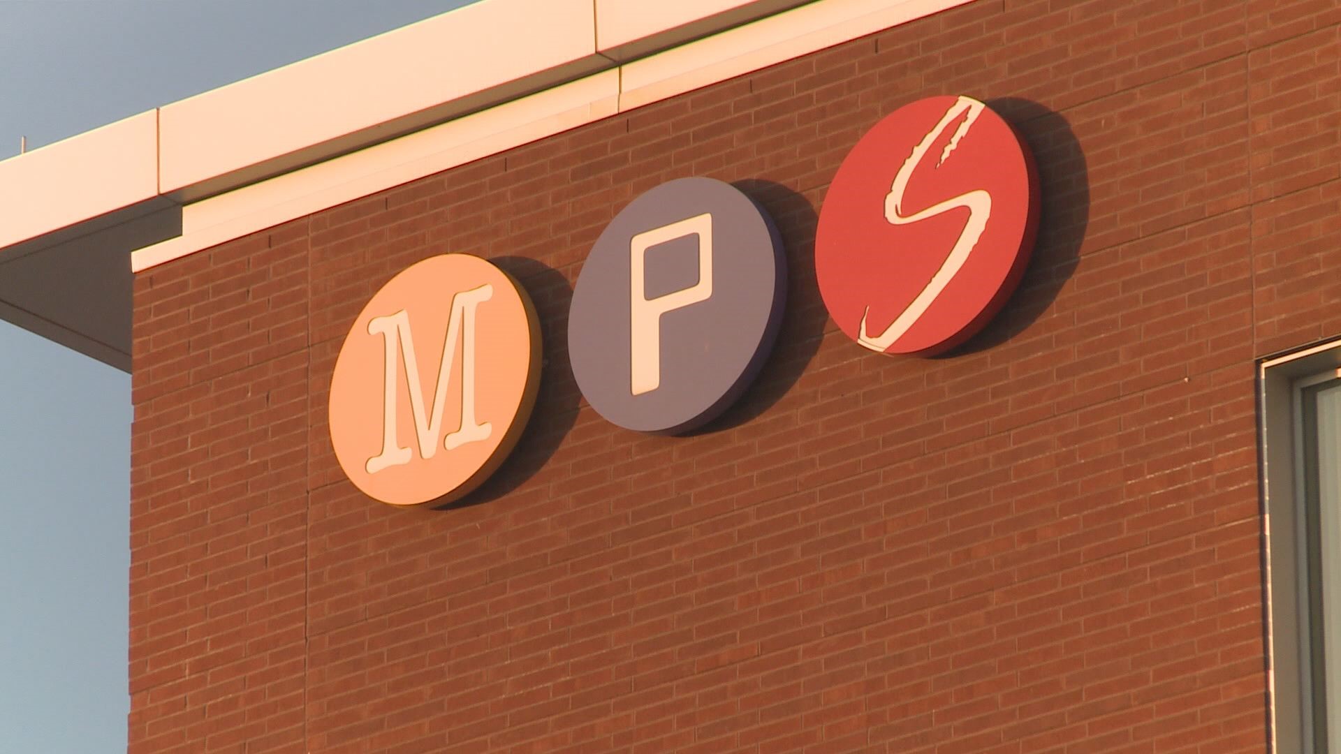 Minneapolis Public Schools food service union authorizes strike