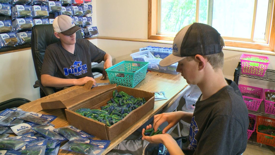 Teenage brothers build bait business