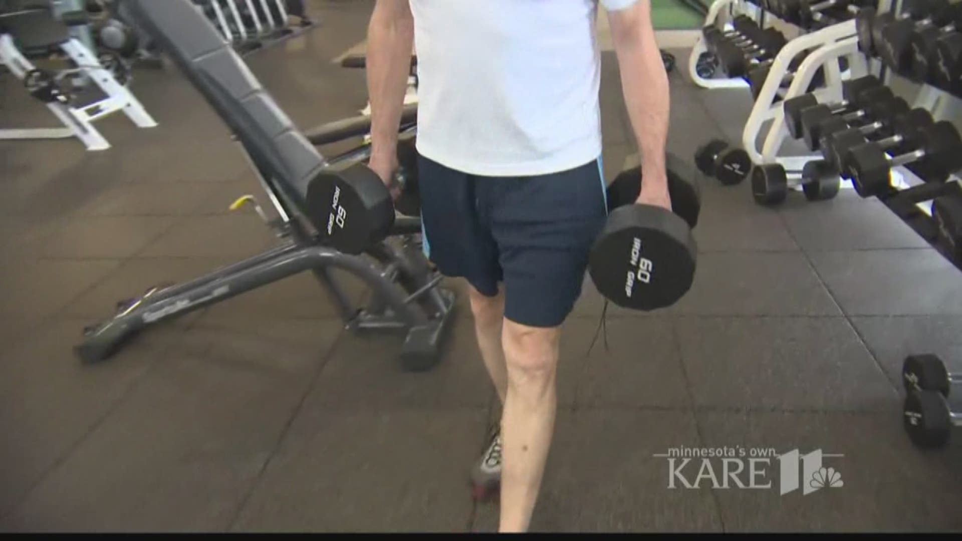 Dr. Larry Richmond says men start losing muscle mass in their 30s. He says, as those muscle fade, it can lead to weakness and an increased risk of injury. http://kare11.tv/2x2qAAf