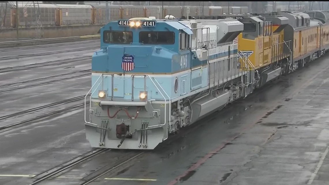How a railroad strike could impact holiday shopping, groceries - Vimarsana News