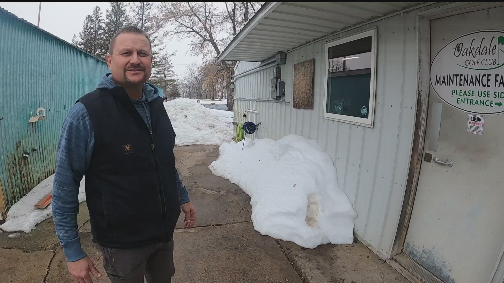 Oakdale Golf Club owner Mike Knodel said April's when they usually transition from shovels to clubs, but thanks to excessive snowfall, that's not the case this year.