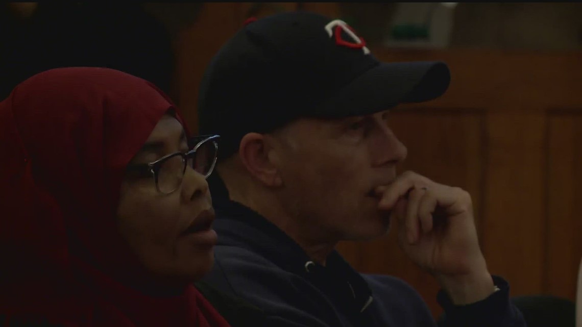 Marcy-Holmes neighborhood holds safety meeting amid recent crime - Vimarsana News