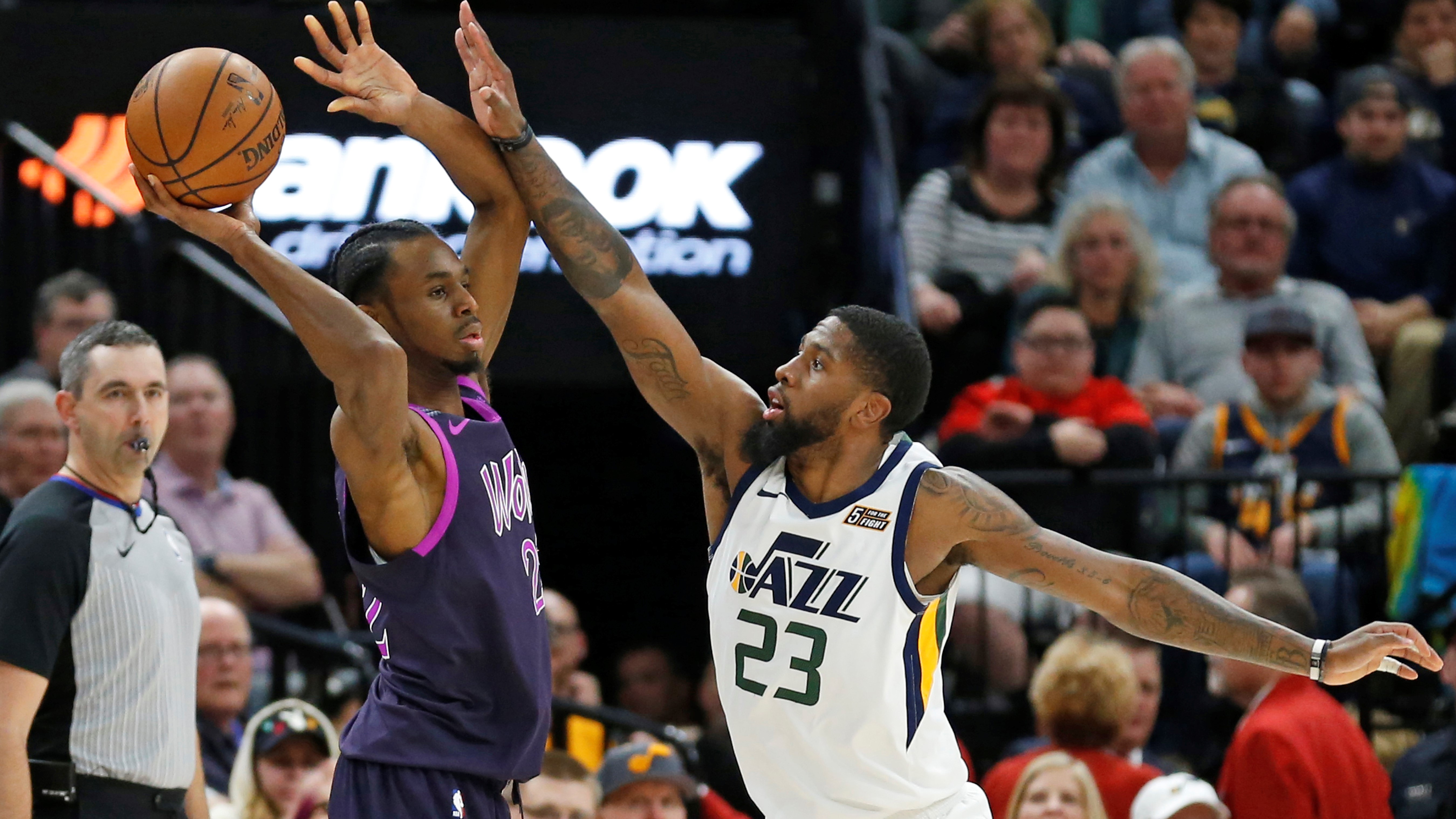 Update: Donovan Mitchell responds to fan-player confrontation, Jazz ban fan  from arena