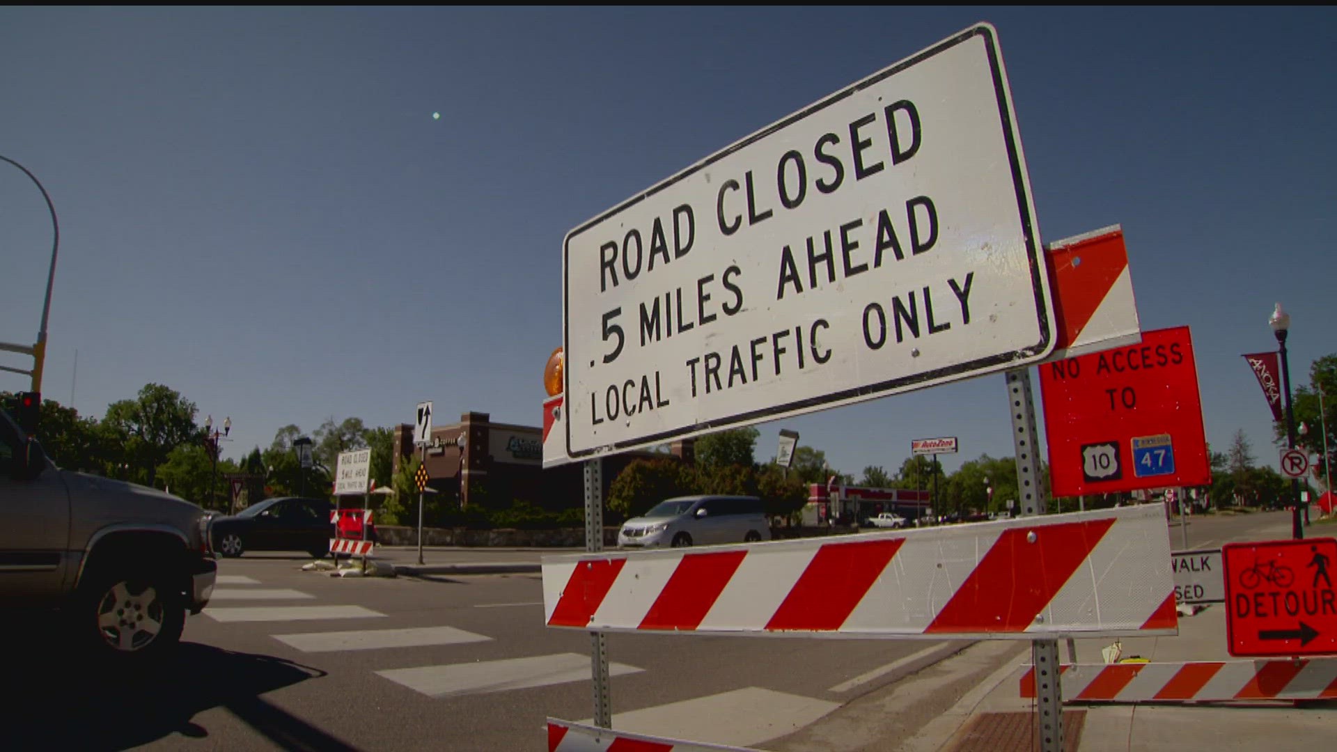 As construction continues on the Highway 10 project in Anoka, neighbors say the project hasn't been without its problems.
