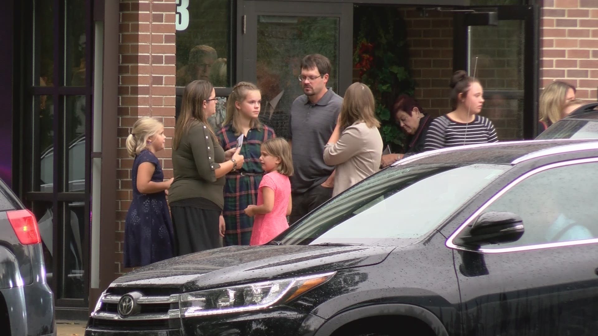 Hundreds turned out at a Rochester church Thursday to say farewells to a mother and daughter who died after a violent crash caused by a man who authorities call a distracted driver.