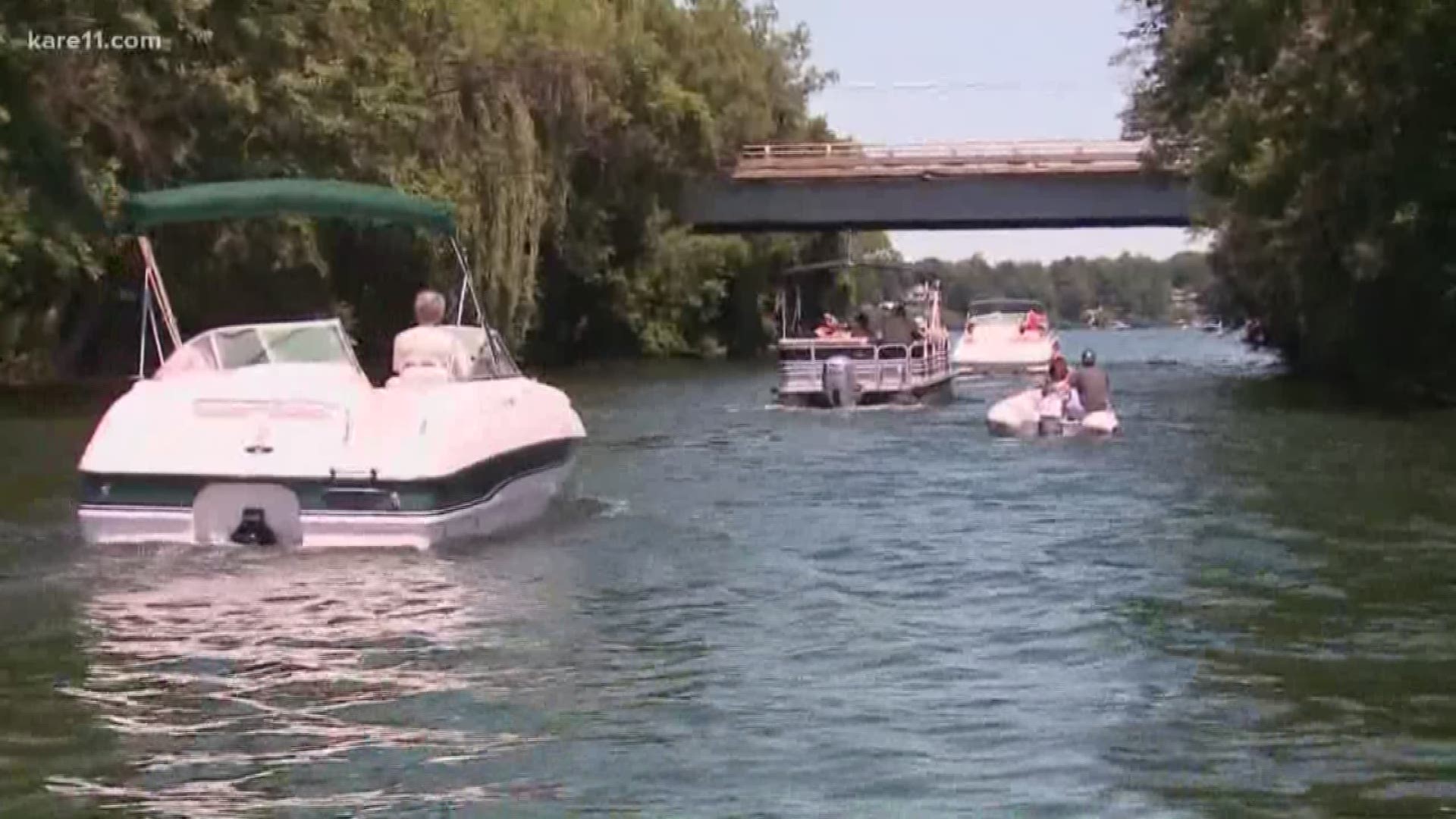 VERIFY: Can you drink alcohol while boating?
