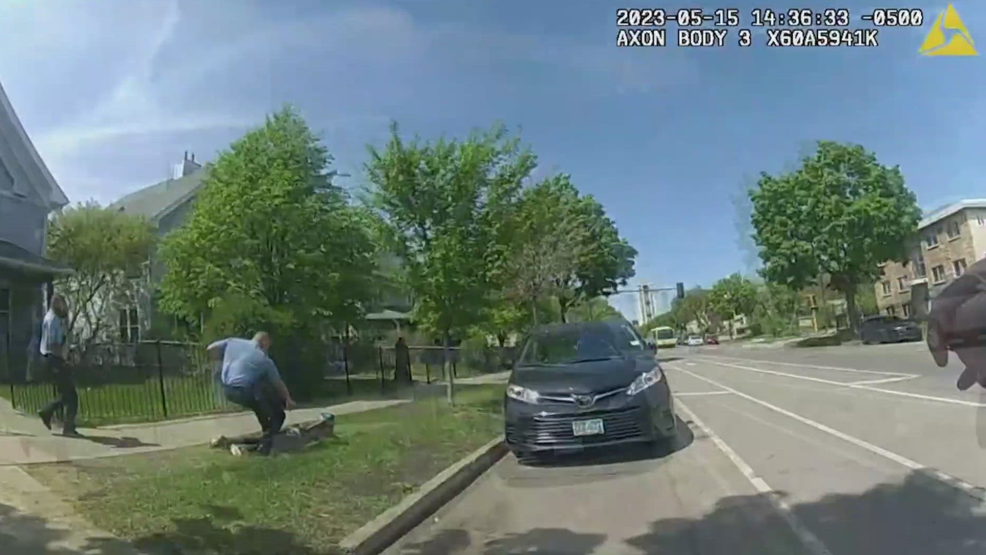 Bodycam video of MPD Chief O'Hara running down carjacking suspect