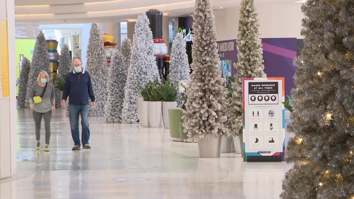 Mall Of America Hours On Christmas Day 2022 Mall Of America Rings In The Holiday Season | Kare11.Com