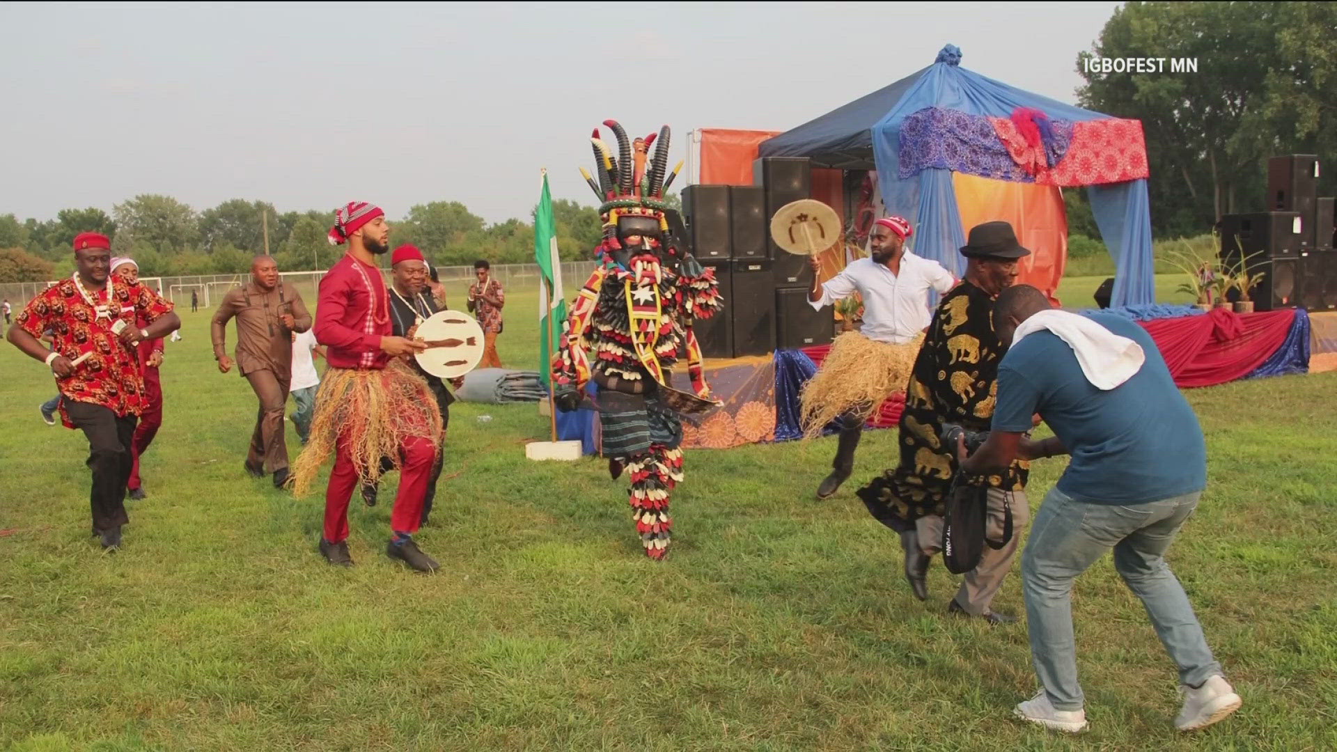Celebrate the West African culture with performances, art and clothing. 