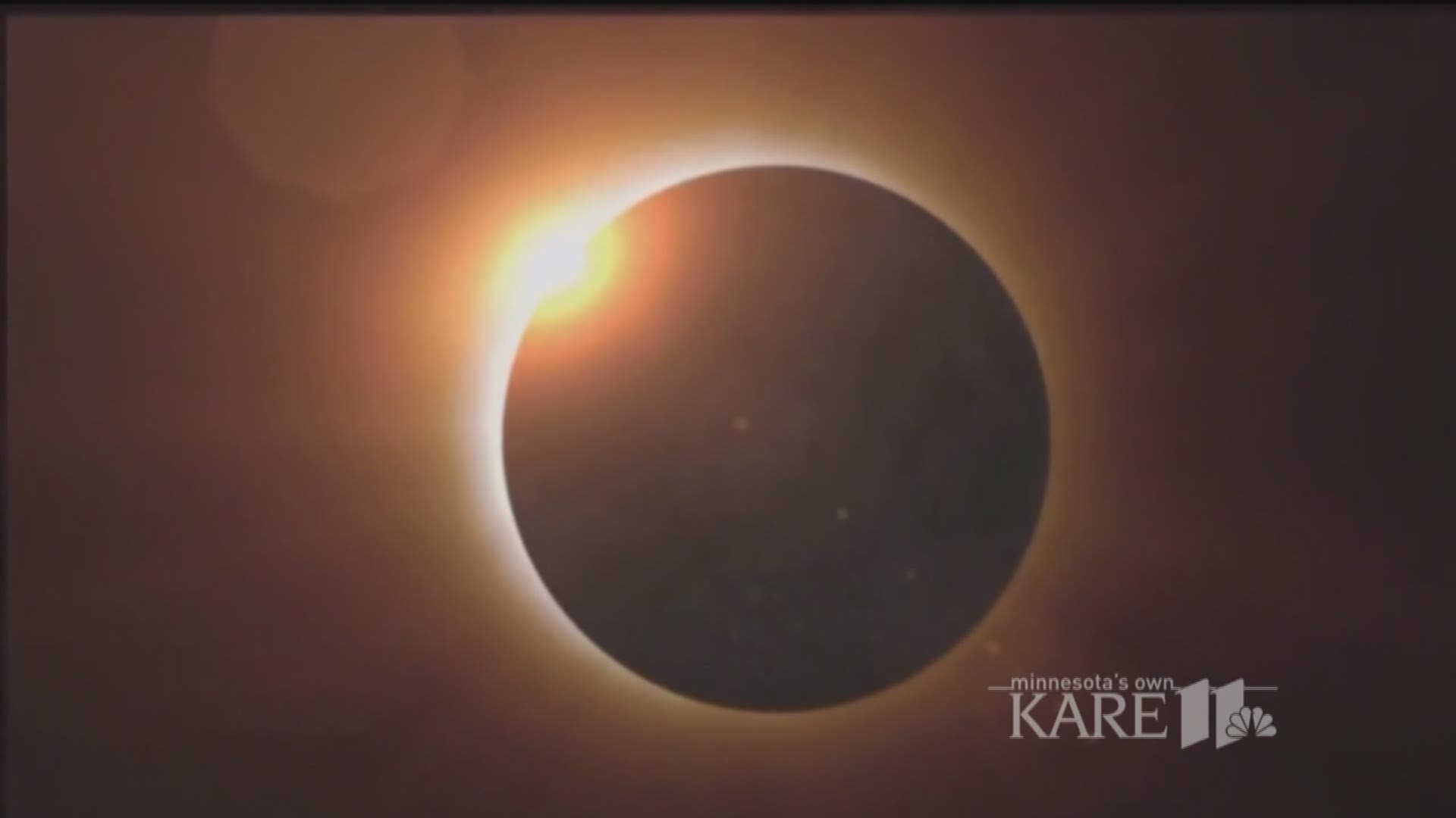 In the Twin Cities, we are expected to see an 83 percent eclipse beginning at 11:43 a.m., peaking at 1:06 p.m., and ending at about 2:30 p.m. Heidi Wigdahl has some tips and tricks to see the sight -- while staying safe. http://kare11.tv/2fYfm9N