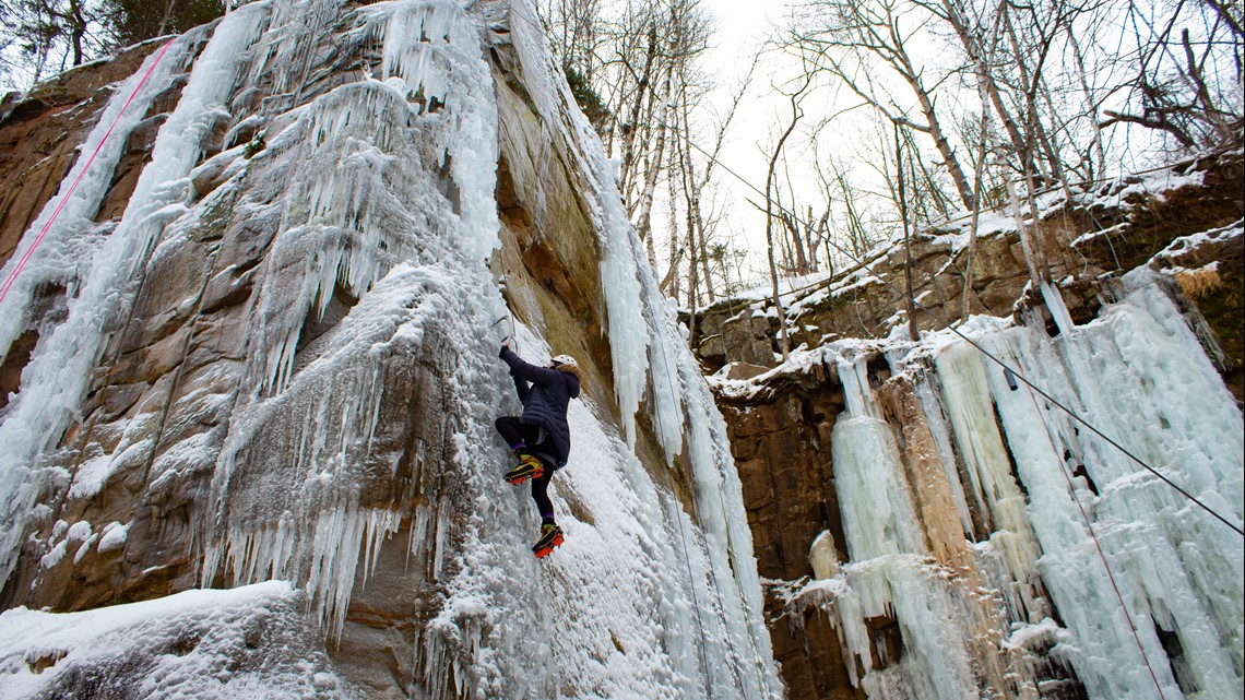 That's So Minnesota Ice climbing in Sandstone