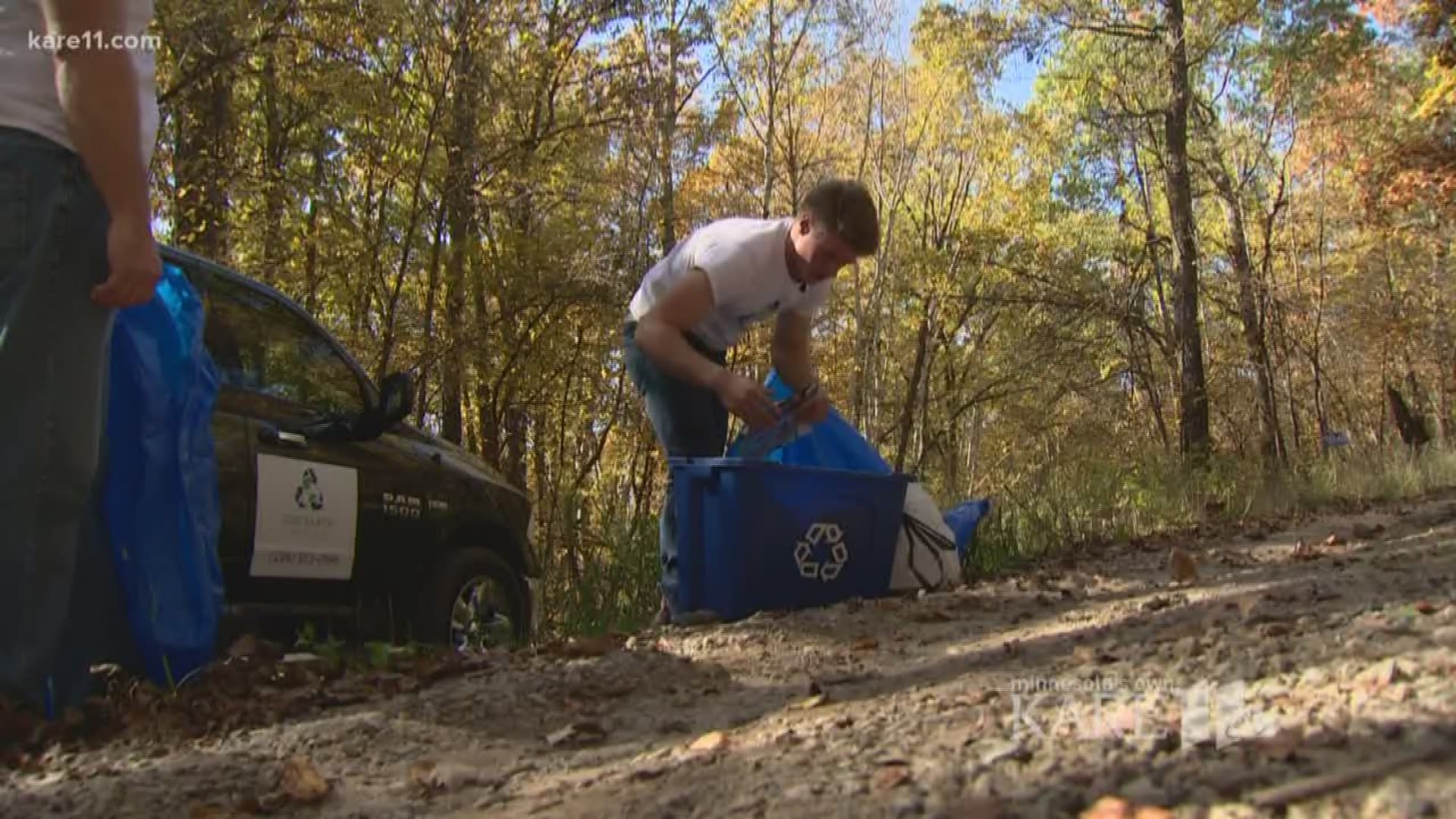 The owner of the first curbside recycling company in Pillager works his route on Sunday afternoons. It's not that Noah Brogle wouldn't rather do his pick-ups on weekdays. He can't. He's in high school. http://kare11.tv/2yYKkUX