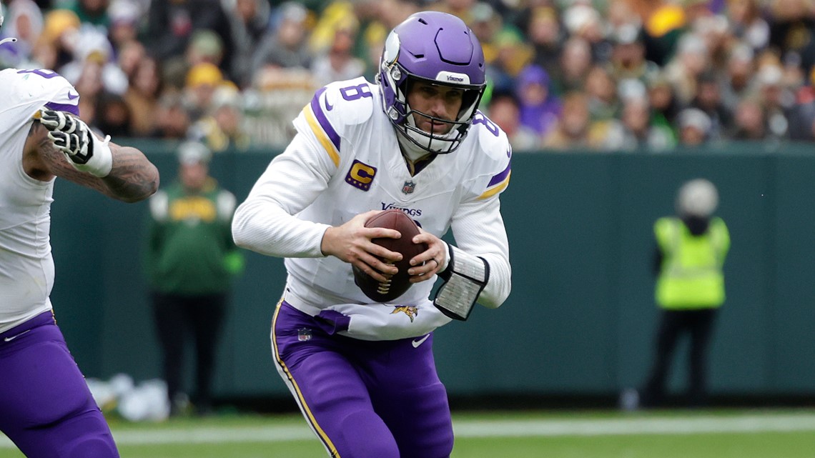 Kirk Cousins Leaves With Injury In 4th Quarter Of Vikings-Packers ...