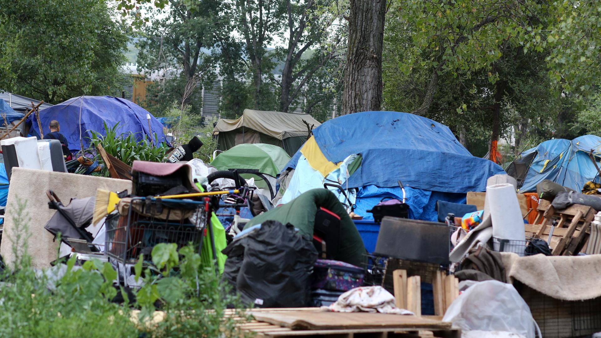 St. Paul estimates more than 100 people moved to another homeless encampment after they closed the largest one