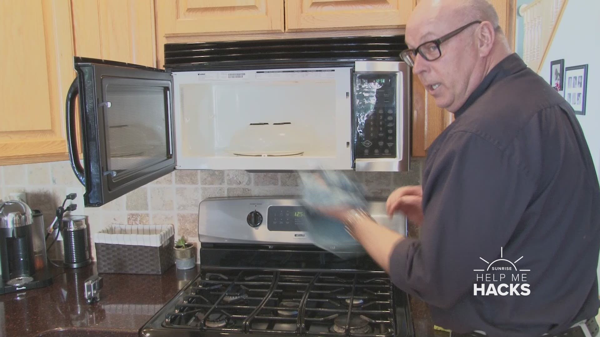 Clean out your microwave and make your rugs look new with these spring cleaning hacks. http://kare11.tv/2DENo9q