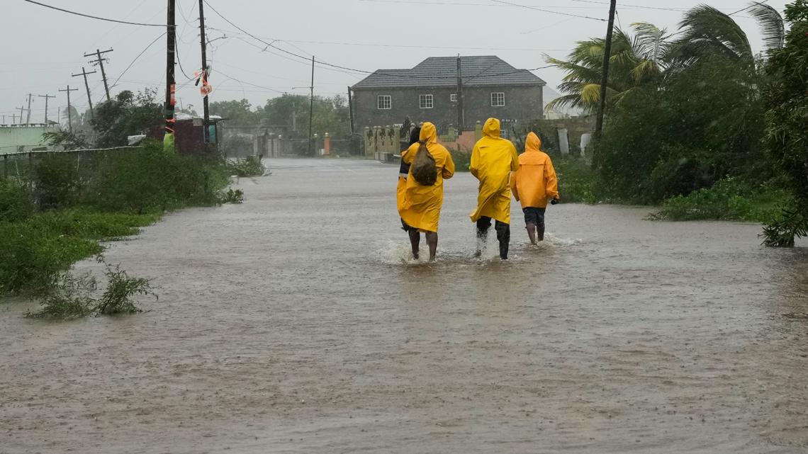 The Latest: Category 5 Hurricane Melissa makes landfall in Jamaica with  record strength | kare11.com