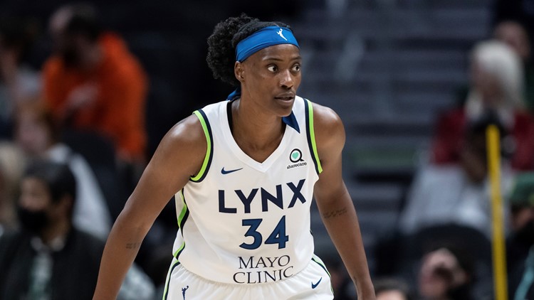Lynx star Fowles out indefinitely with knee cartilage injury