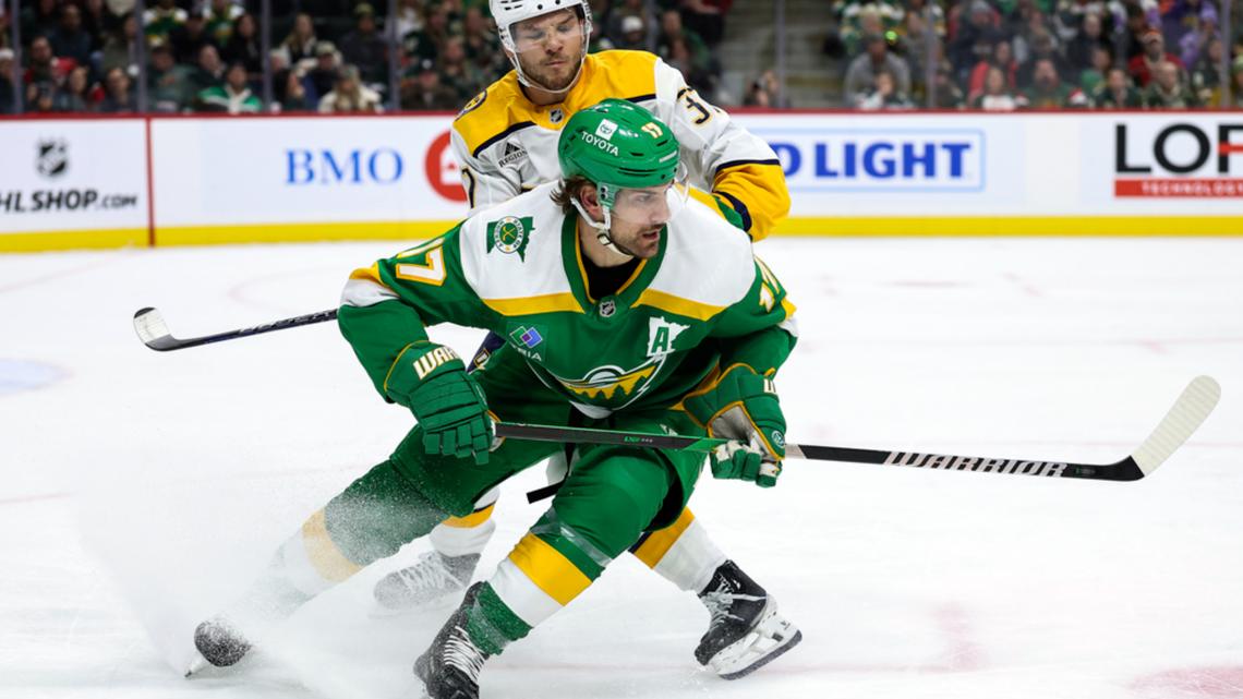 pwhl-releases-2024-25-schedule-minnesota-frost-to-open-at-home