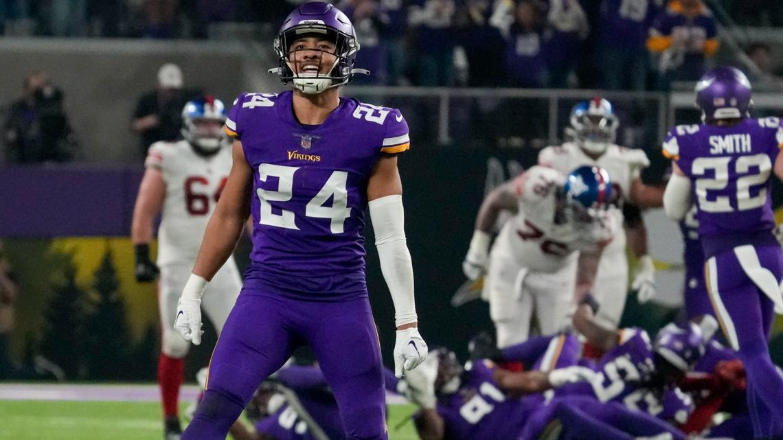 Giants outlast Vikings for first playoff win in 11 years - The